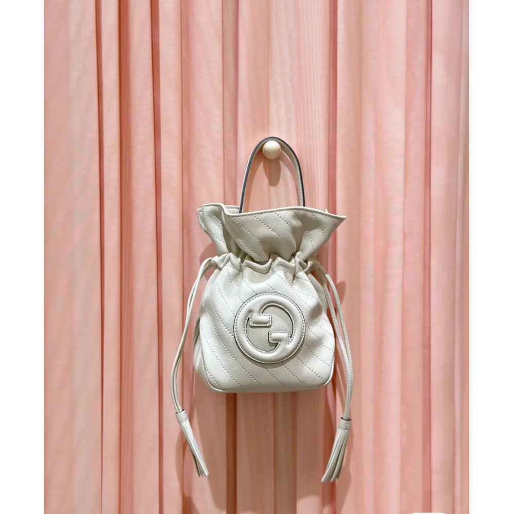 Gucci Blondie Mini Bucket Bag 760313