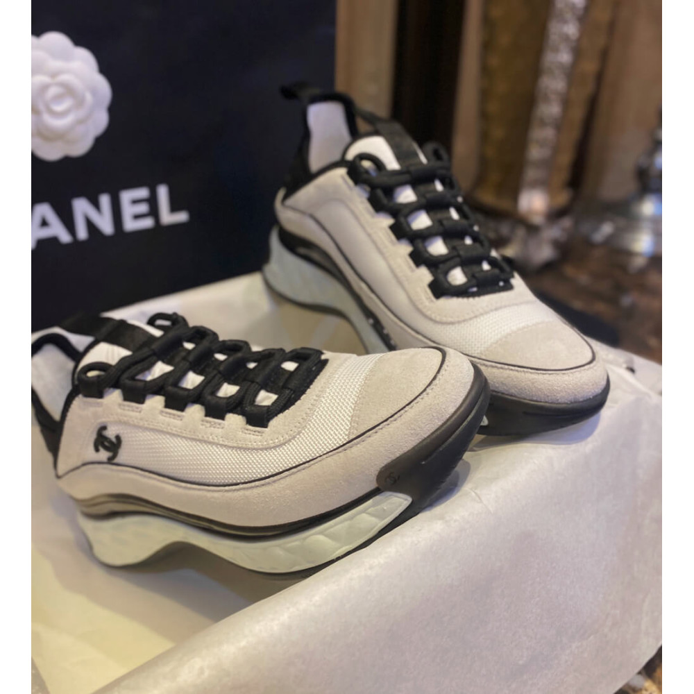 Chanel Suede Calfskin Mixed Fibers CC Sneakers G39070