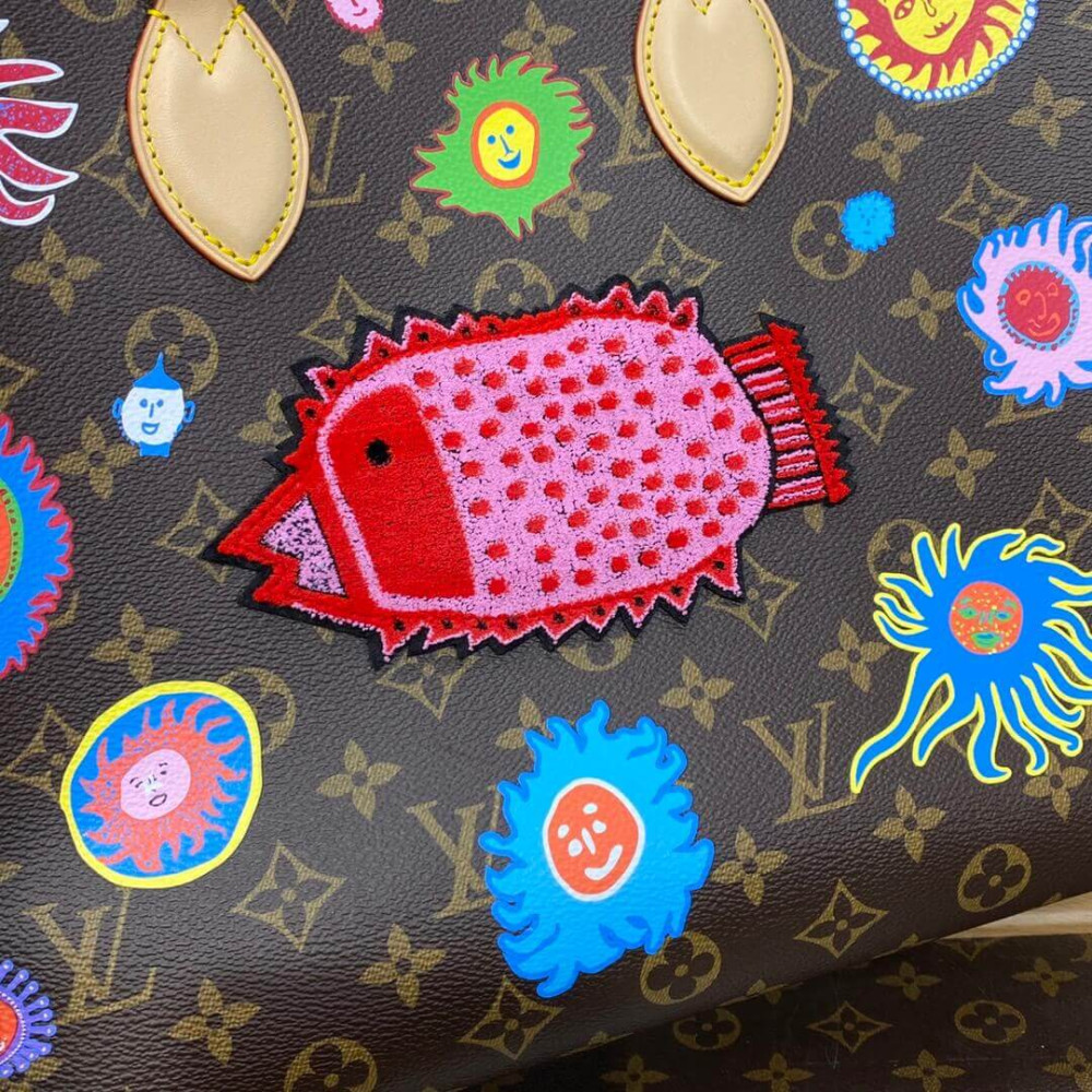 LV x YK OnTheGo MM with Faces Print and Embroidery M46429