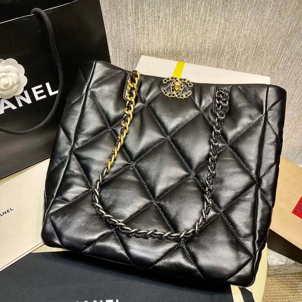 Chanel 19 Shopping Bag Lambskin AS3519