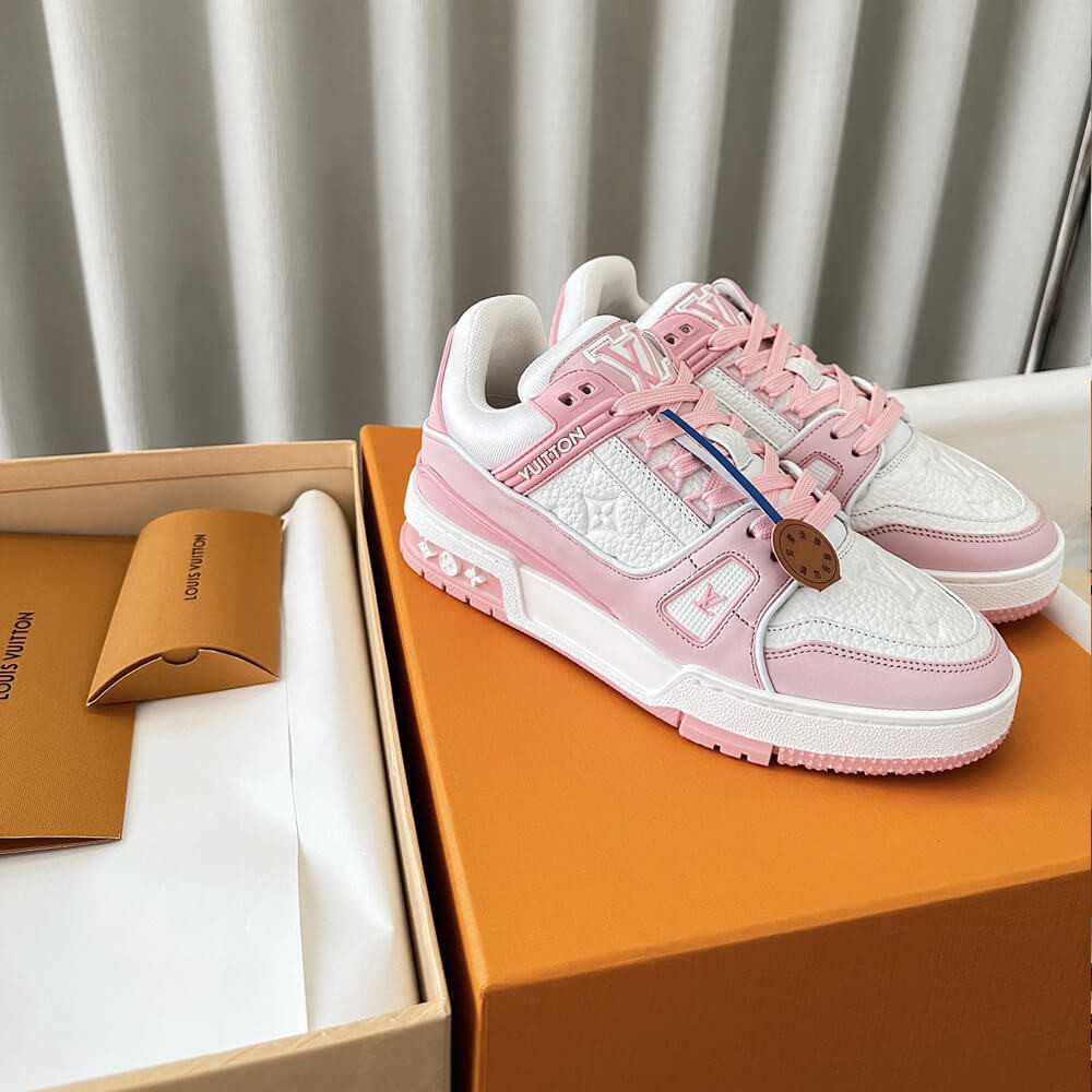 Louis Vuttion LV Trainer Sneaker Pink 1ABOEK