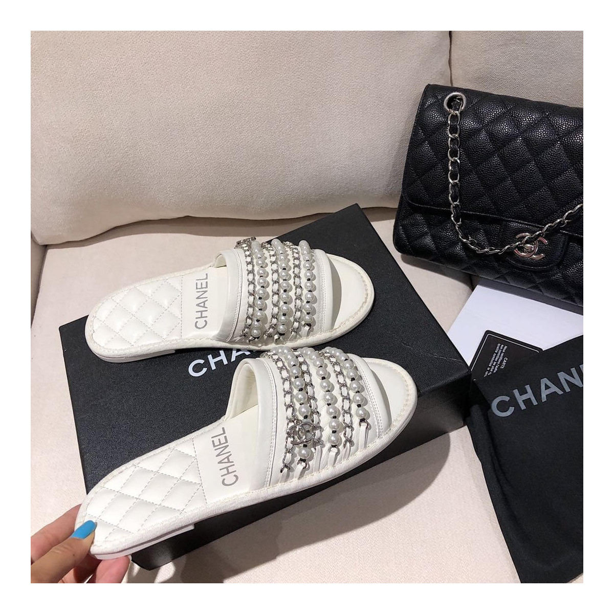 Chanel Chain and Pearl Slipper G34406