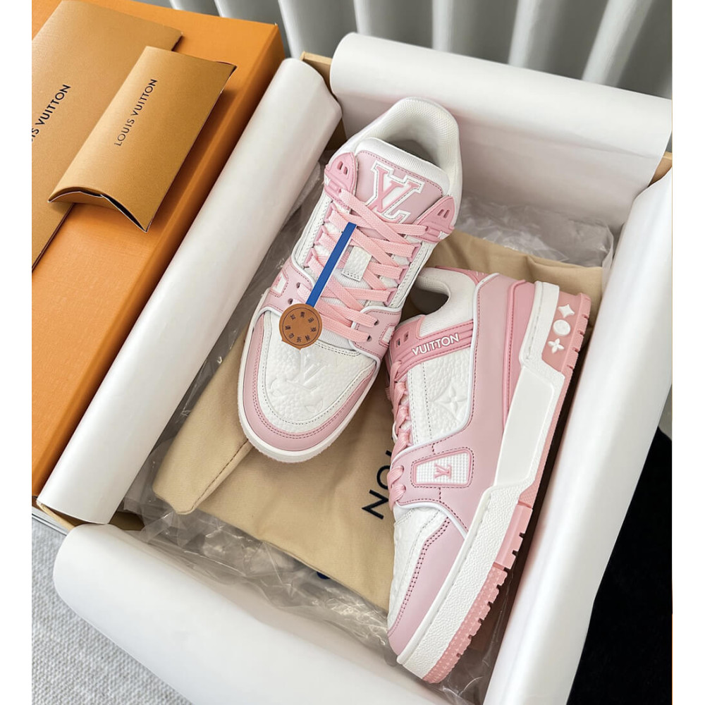 Louis Vuttion LV Trainer Sneaker Pink 1ABOEK