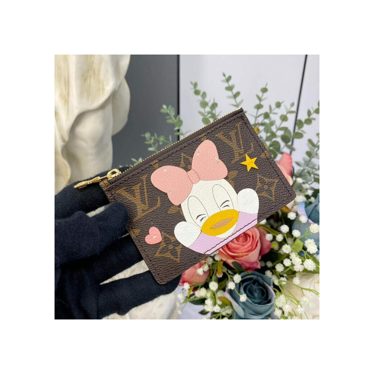 Louis Vuitton Daisy Duck Coin &amp; Card Holder