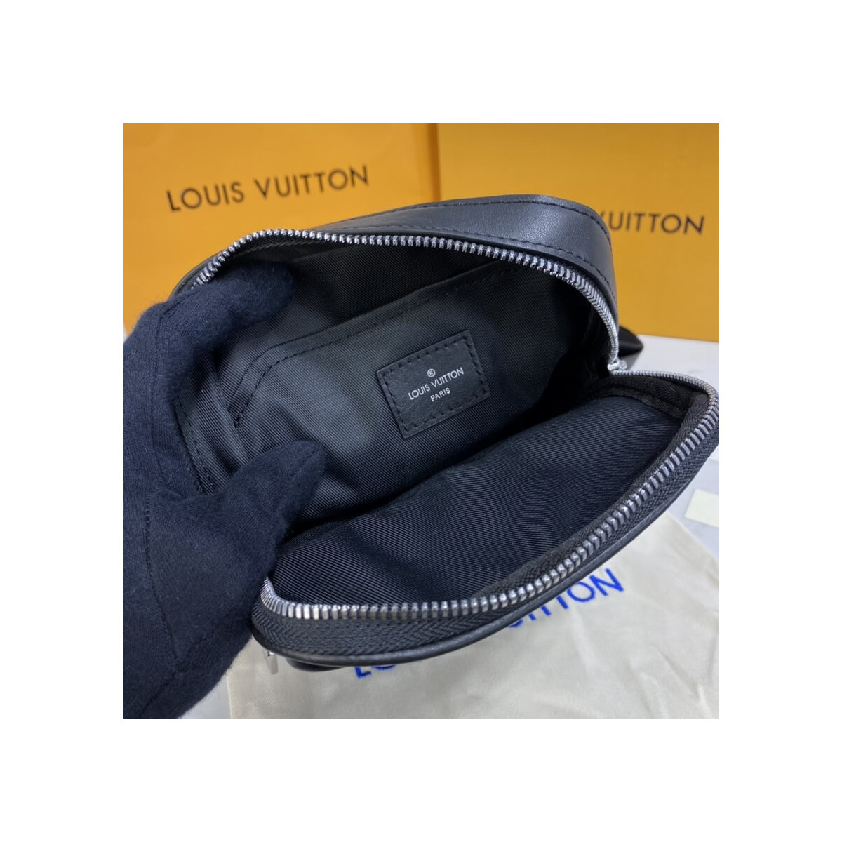 Louis Vuitton Amazone Slingbag N50012