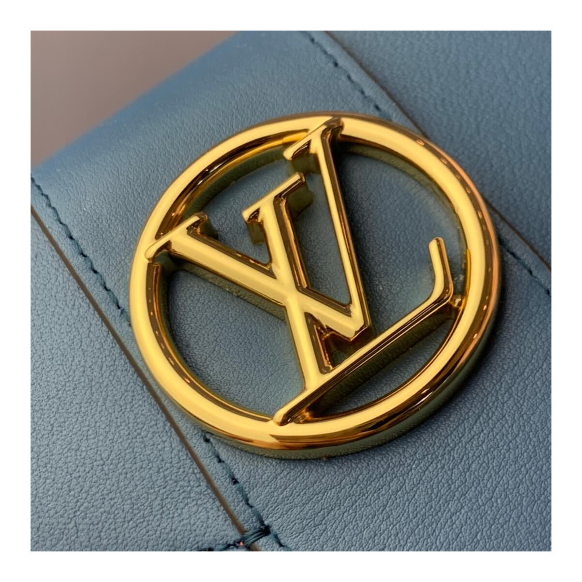 Louis Vuitton LV Pont 9 Compact Wallet M69175