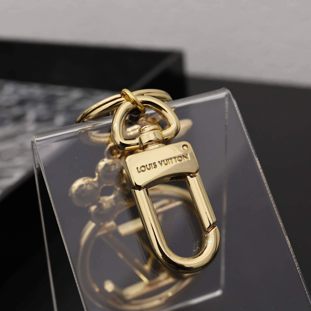 Louis Vuitton Blooming Key Holder M01006