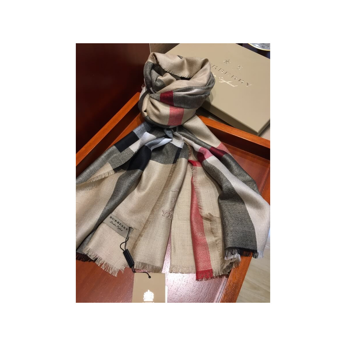 Burberry Check Wool Scarf 3743