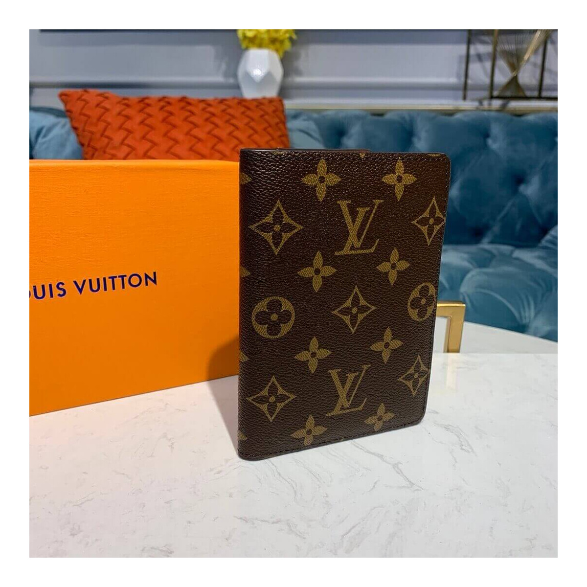 Louis Vuitton Monogram Canvas Passport Cover M64502