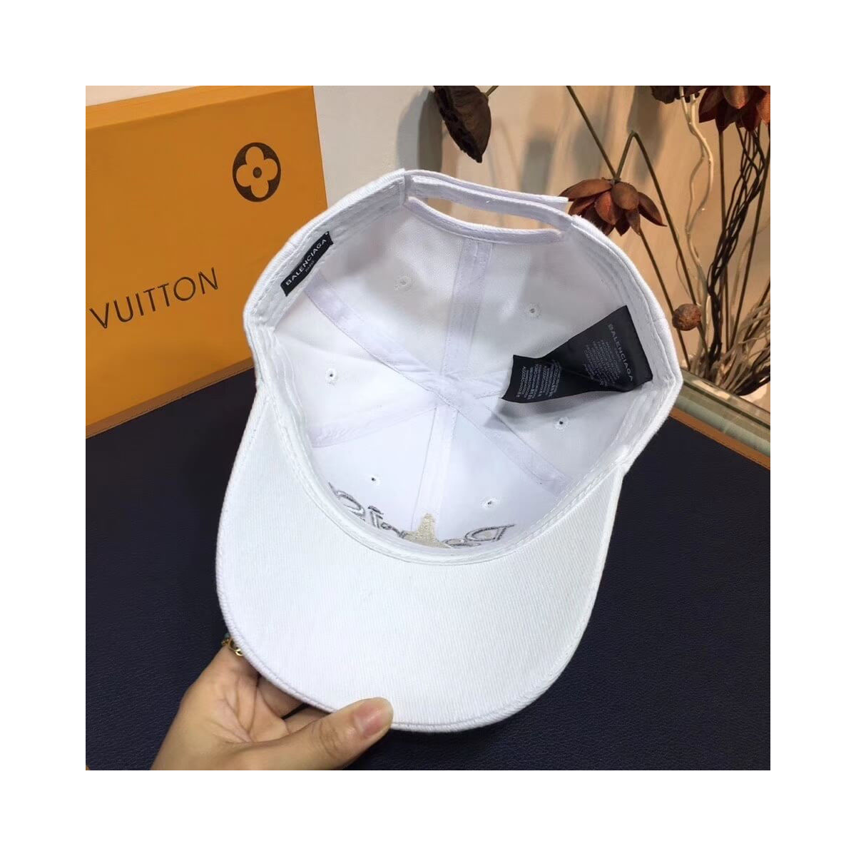 Balenciaga Paris Joy Cap 592991