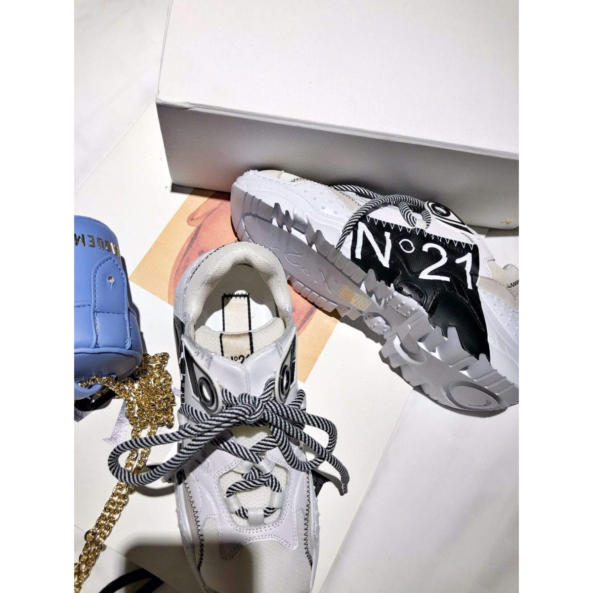 N21 Limited Edition Billy Sneakers