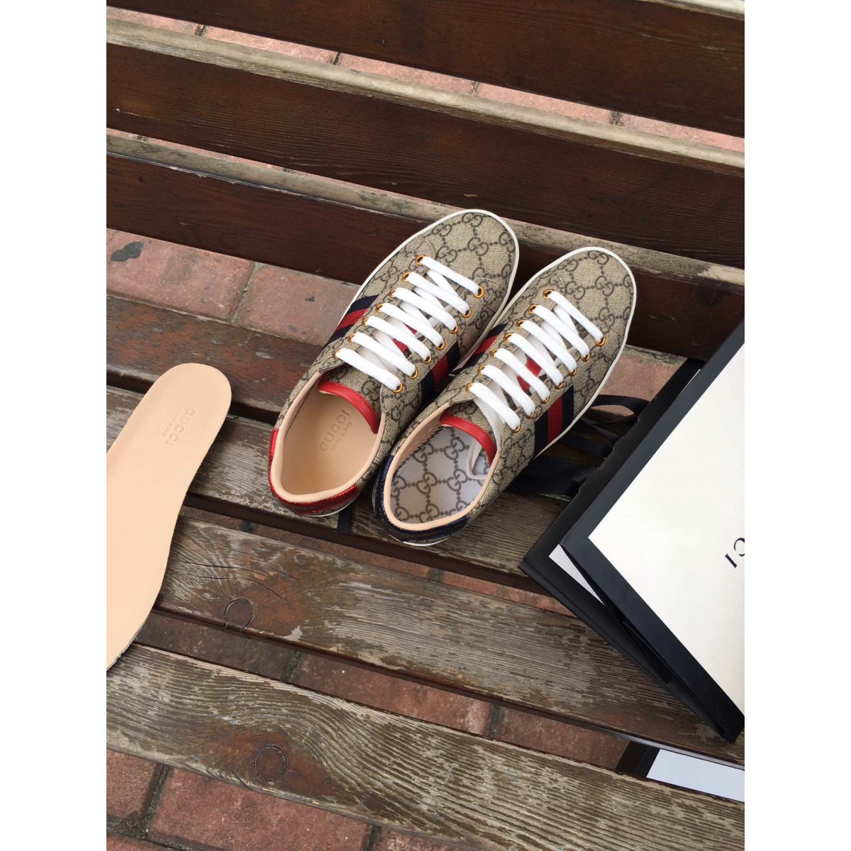 Gucci Ace GG Supreme Sneaker 499410