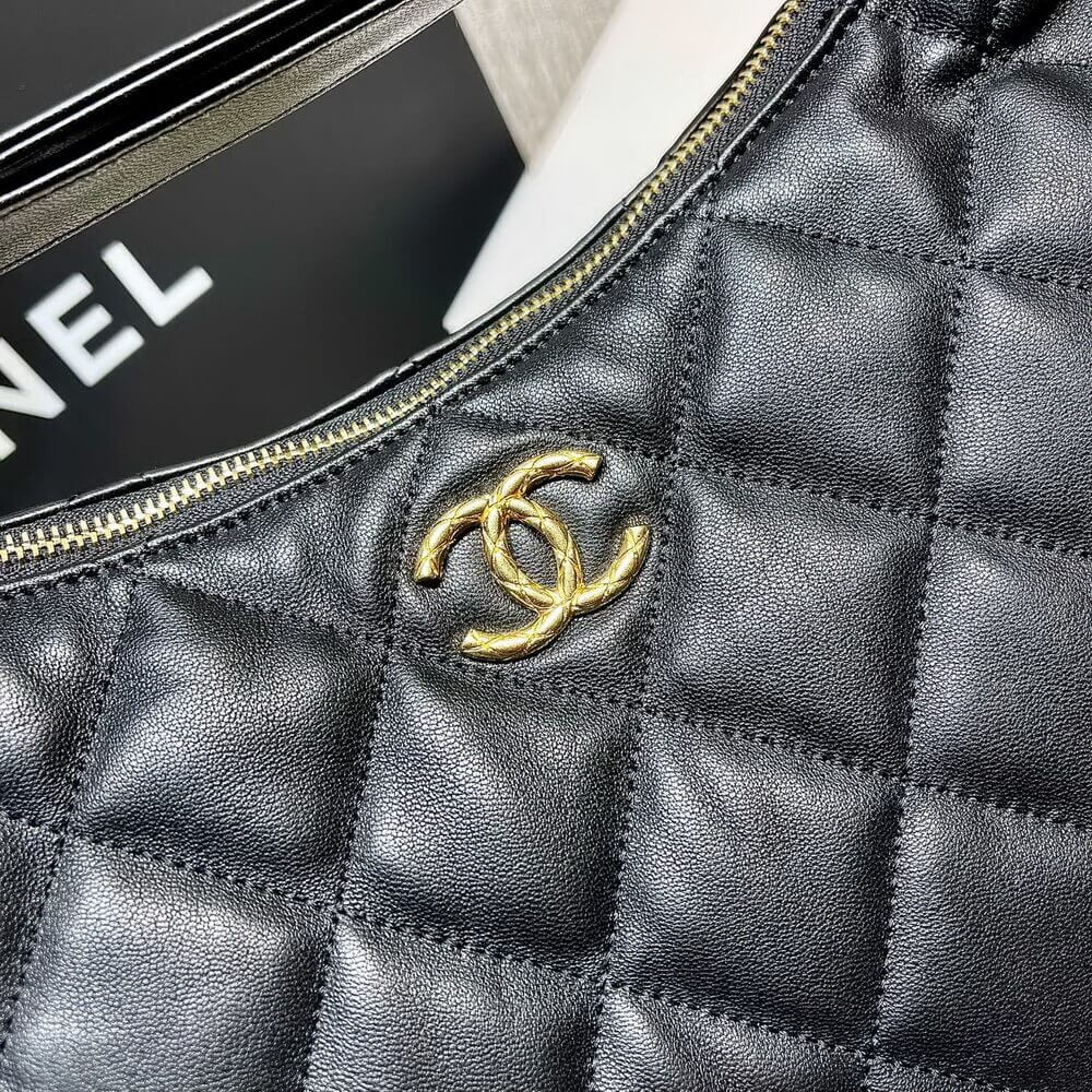 Chanel Hippie Bag AS3487