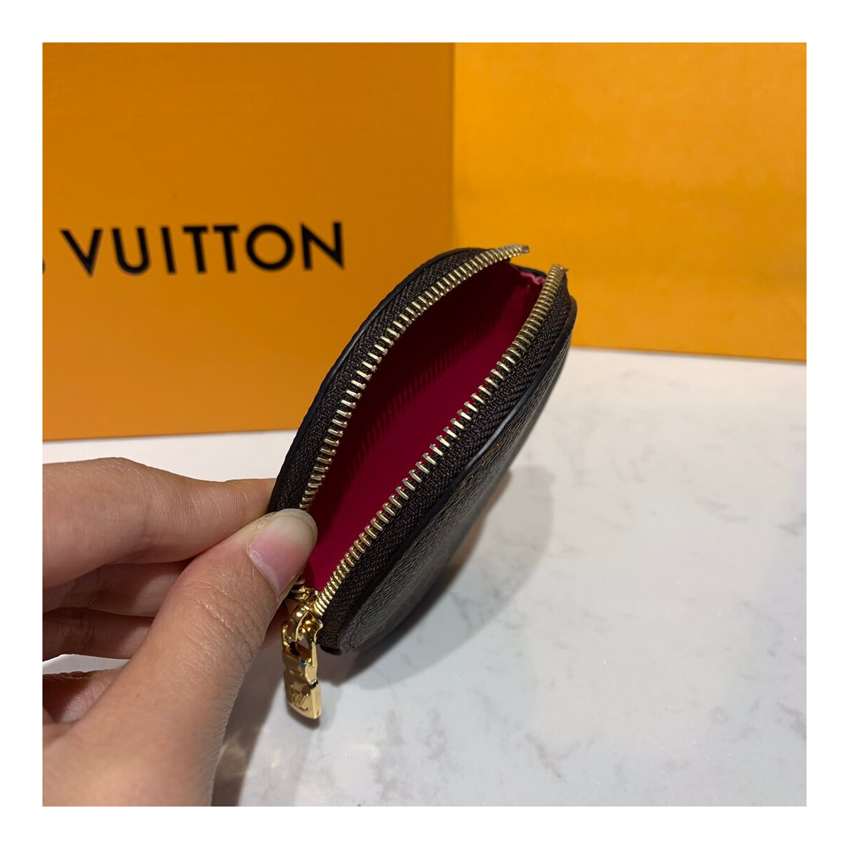 Louis Vuitton Courchevel Round Coin Purse M61926