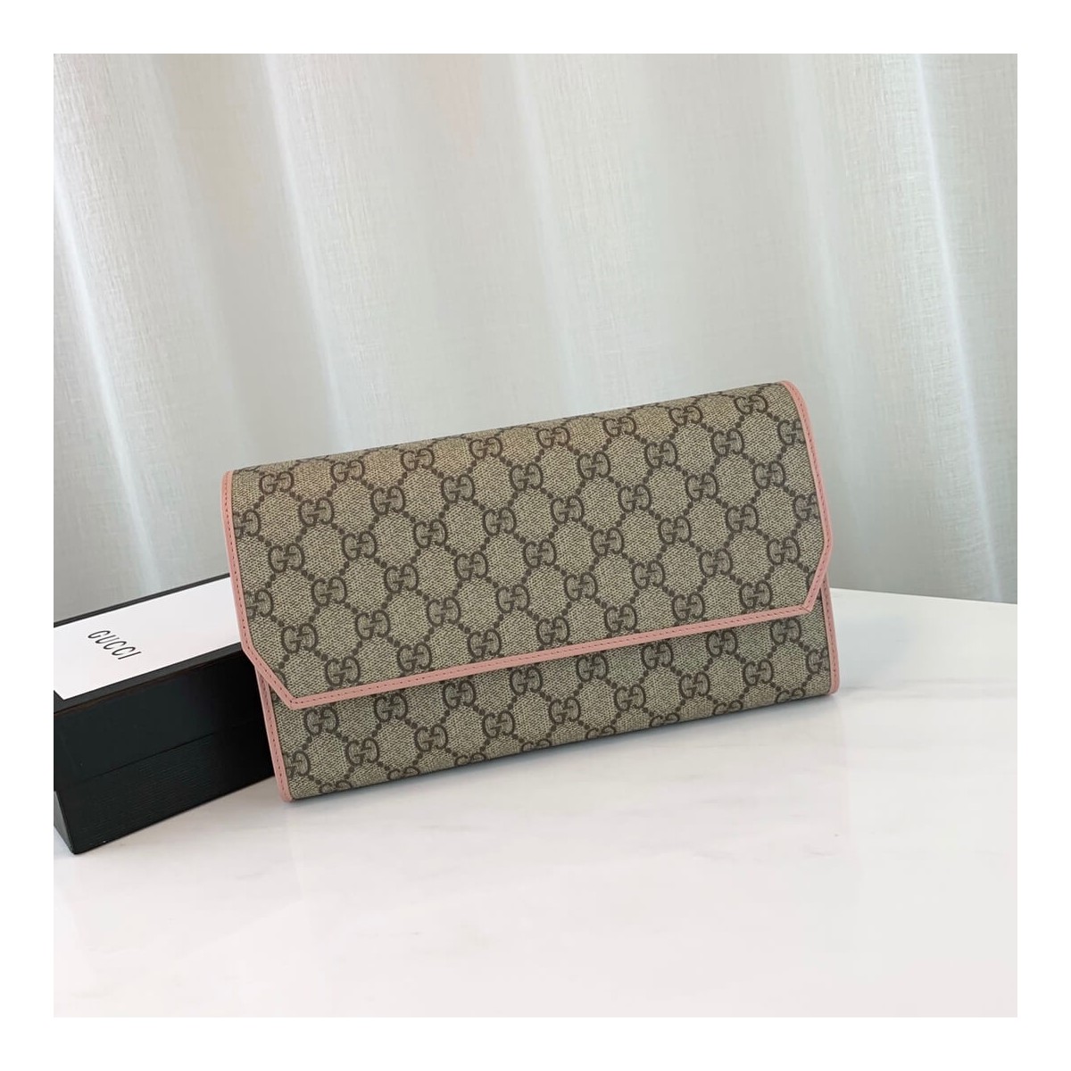 Gucci GG Canvas Continental Wallet 163252