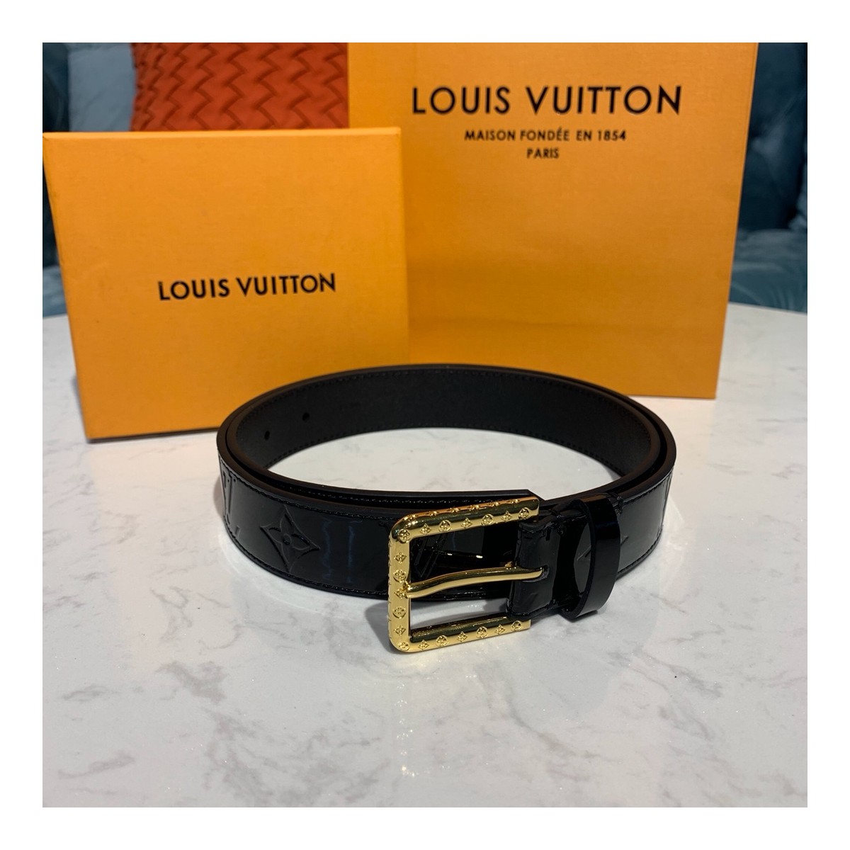 Louis Vuitton Daily LV 30mm Belt M0201U