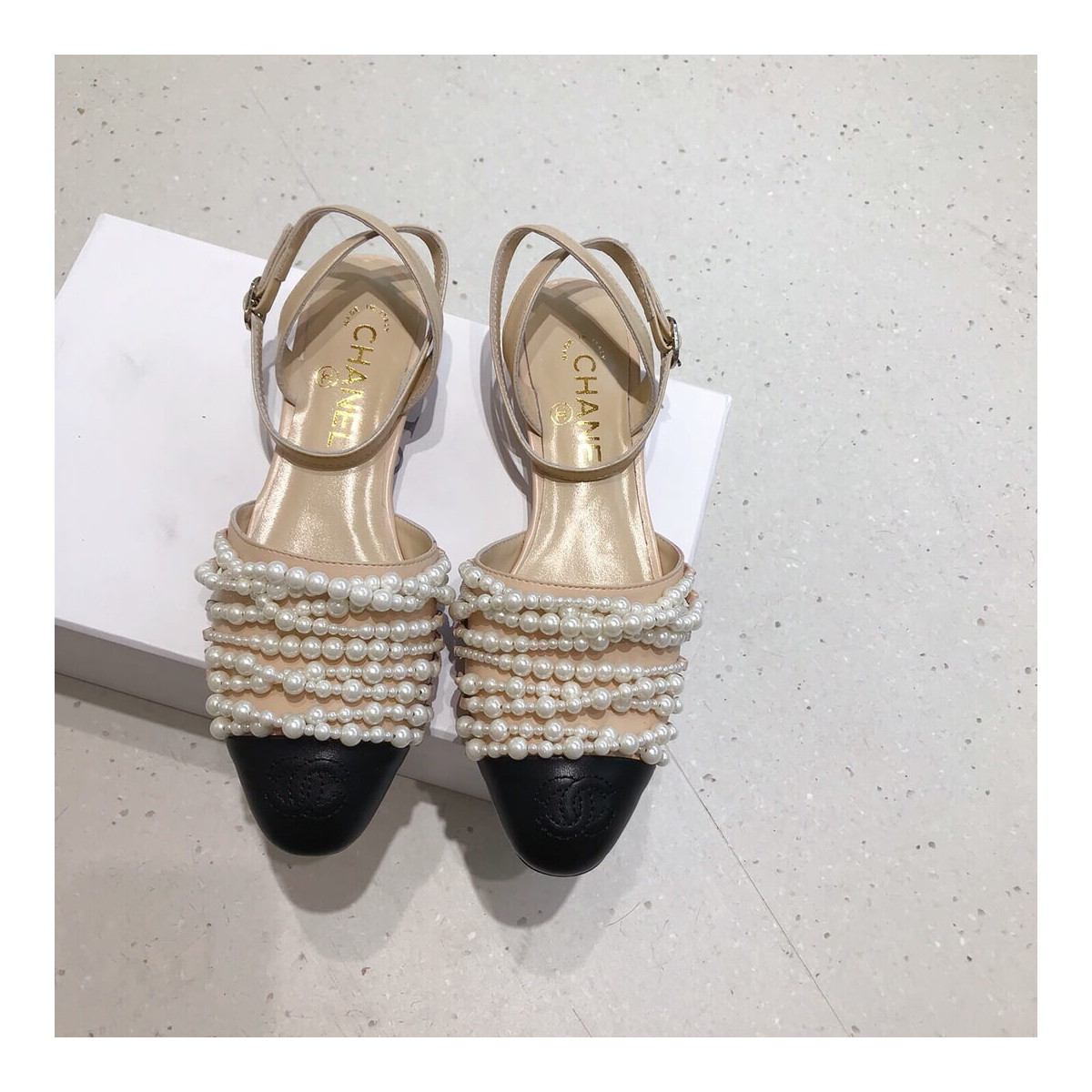 Chanel Pearl Sandals G23578