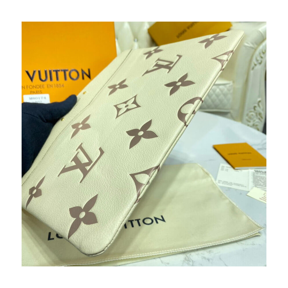 Louis Vuitton Daily Pouch M80174 Cream