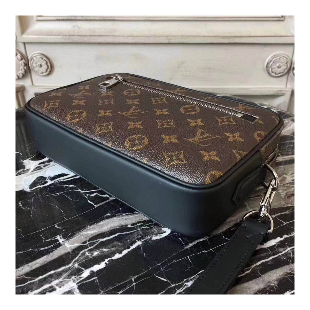 Louis Vuitton Monogram Canvas Kasai Clutch M42838