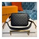 Louis Vuitton Outdoor Messenger M30233