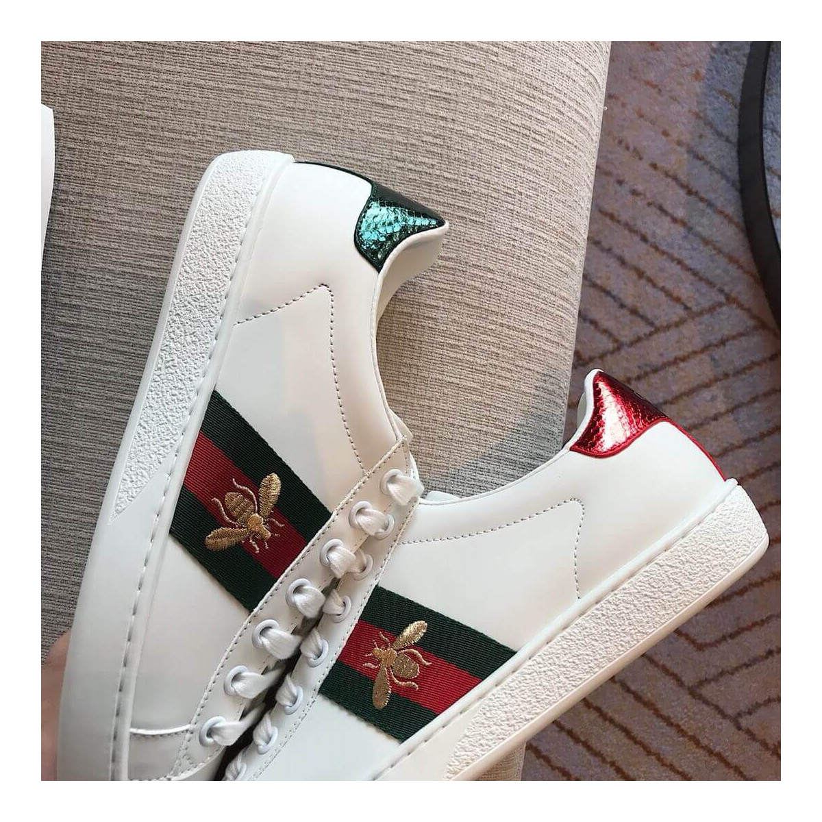 Gucci Ace Bee Embroidered Sneaker 431942