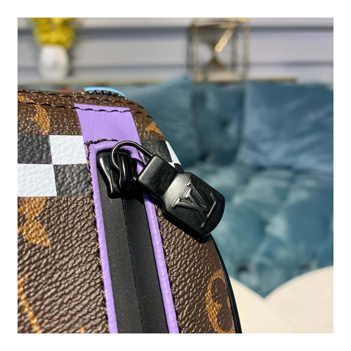 Louis Vuitton LV Keepall Bandoulière 50 M55819