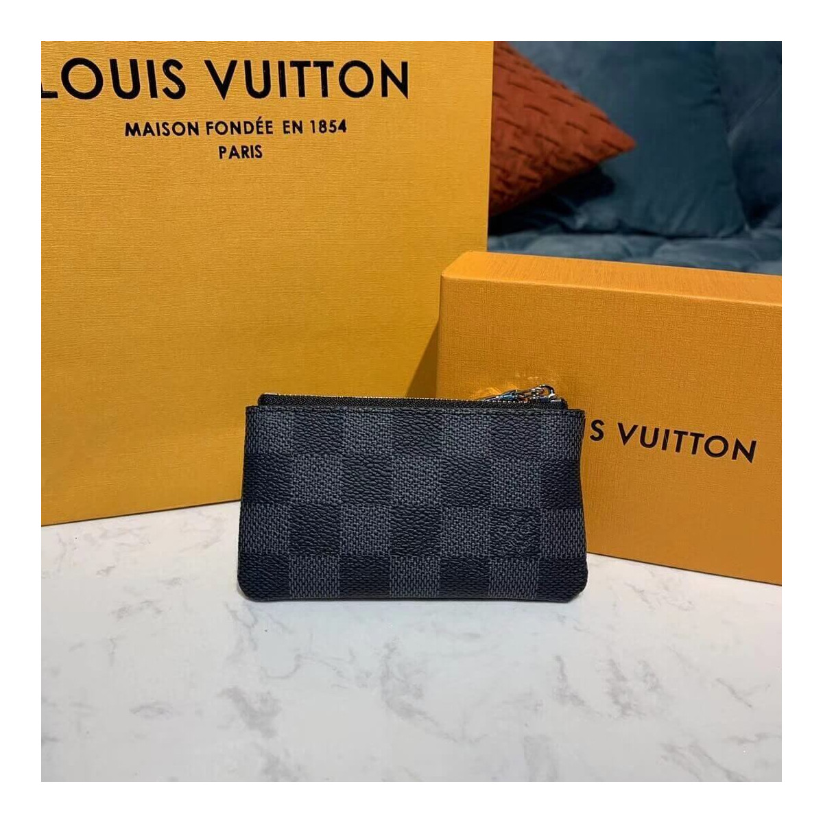 Louis Vuitton Damier Graphite Key Pouch M62650