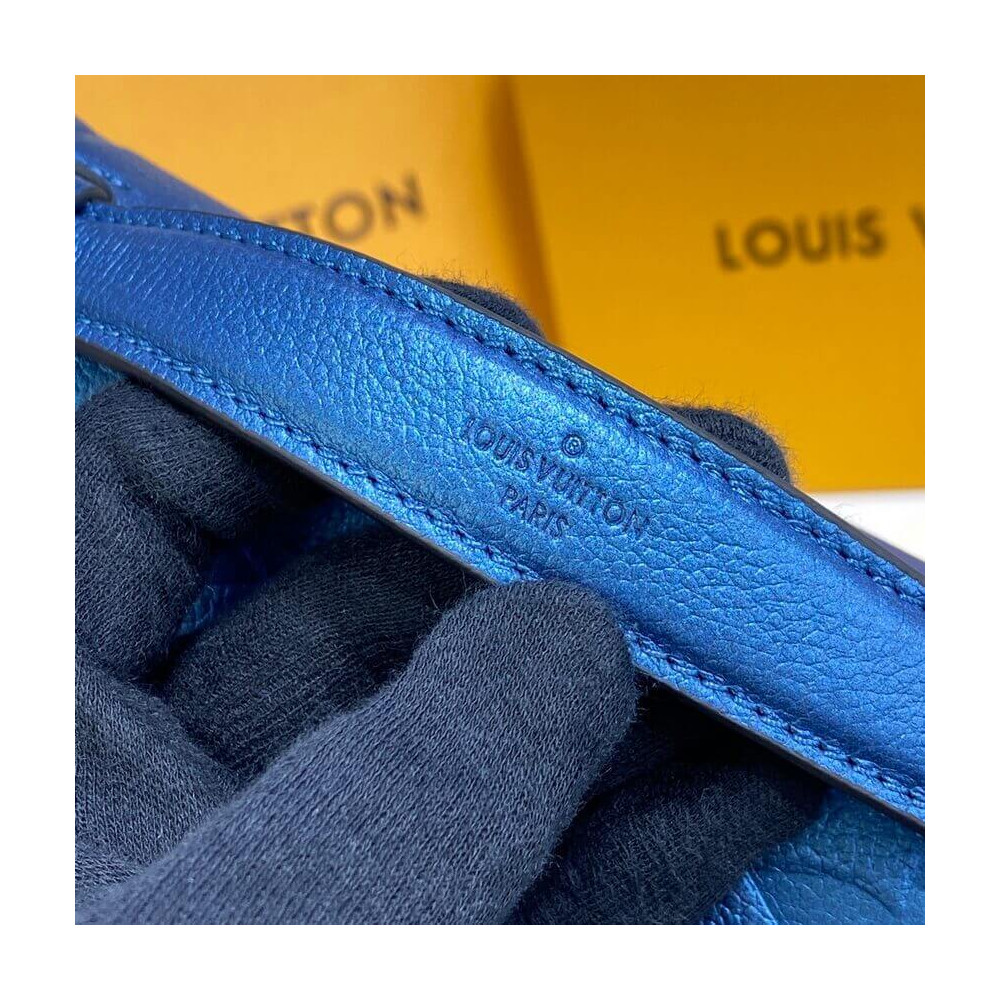 Louis Vuitton Pochette Metis M59211 Navy Nacre