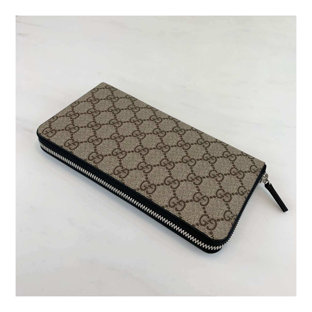 Gucci GG Supreme Zip Around Wallet 233194