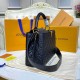 Louis Vuitton Capucines MM Bag In Quilting Lambskin M55366