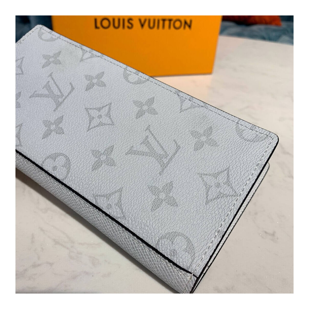 Louis Vuitton Brazza Wallet M30297 M30298