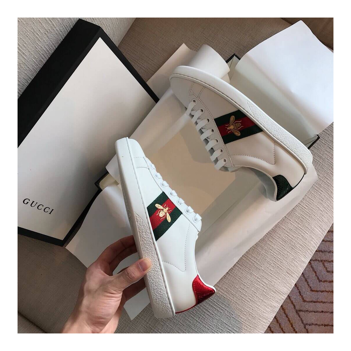 Gucci Ace Bee Embroidered Sneaker 431942