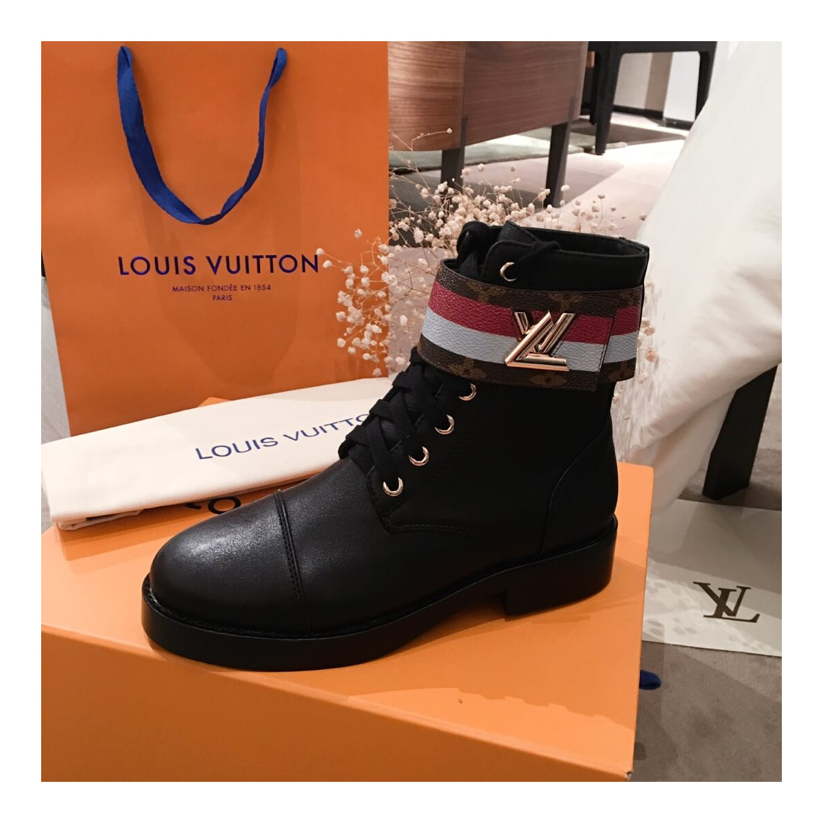 Louis Vuitton Wonderland Flat Ranger Boot 1A2Q4N