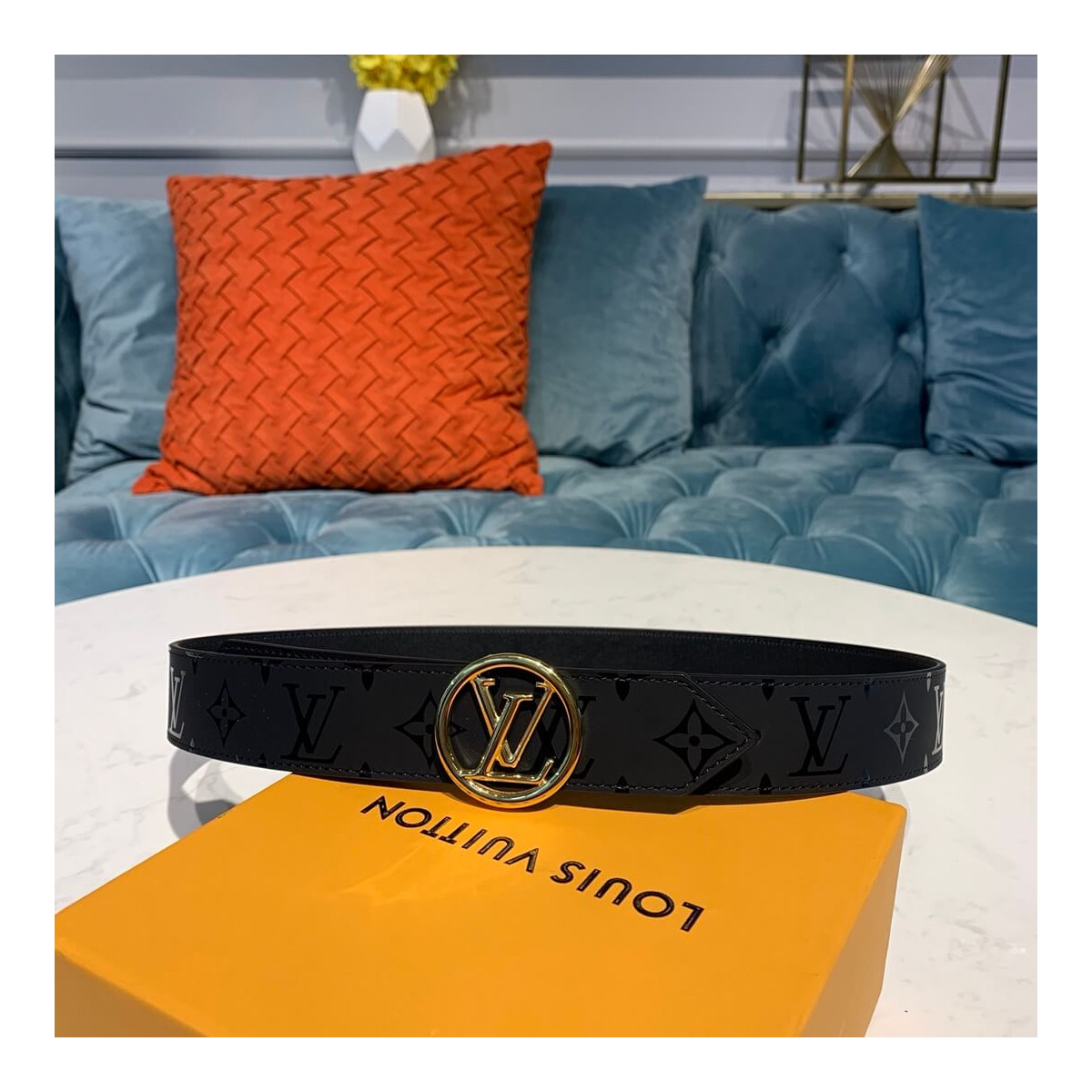 Louis Vuitton LV Circle 30mm Reversible Belt M0139W Gold