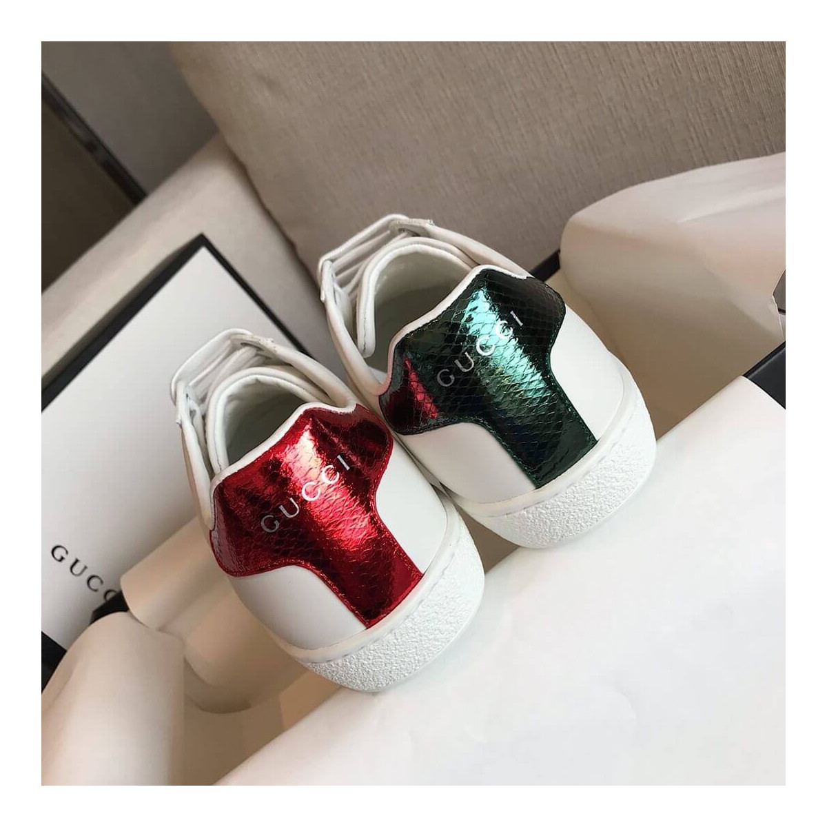 Gucci Ace Bee Embroidered Sneaker 431942