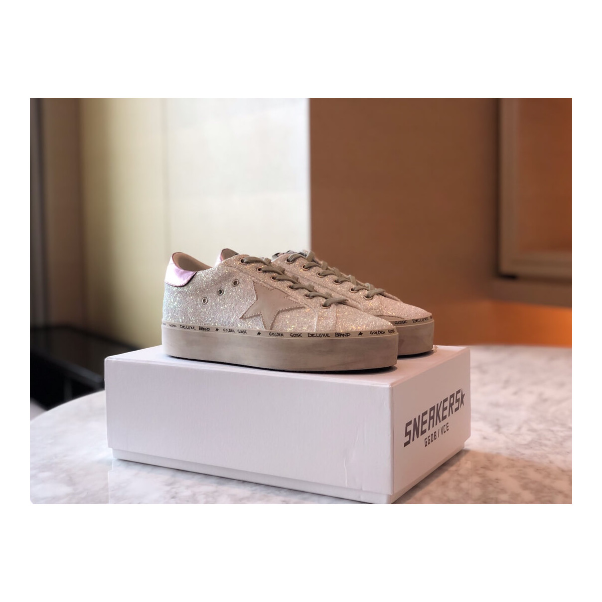 Golden Goose Hi Star Sneakers  in Suede G36945