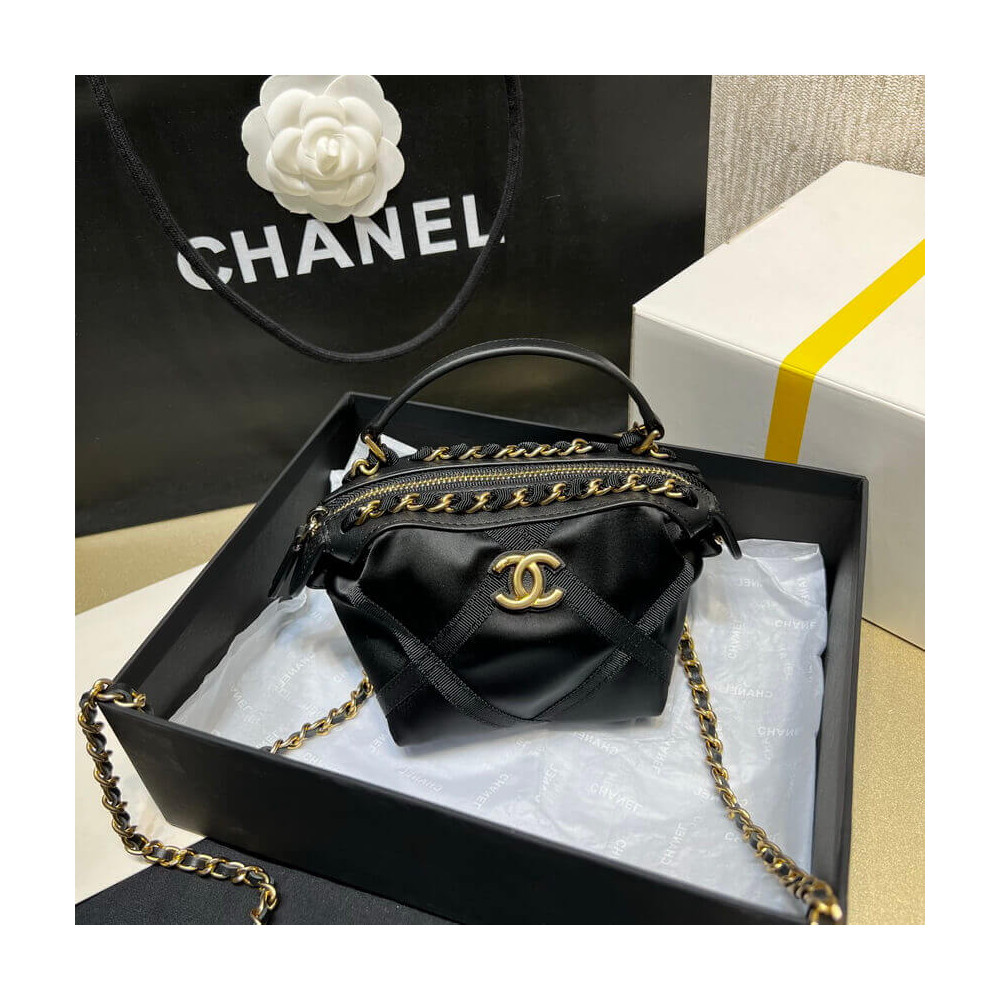 Chanel Clutch With Chain in Nylon Grosgrain AP2669 Black