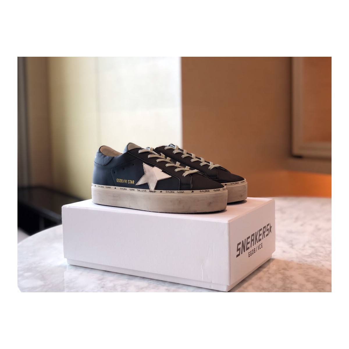 Golden Goose Hi Star Sneakers G36945-2