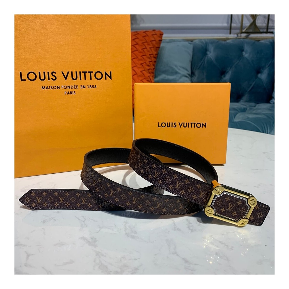 Louis Vuitton 25mm LV Malletier Belt M9943V