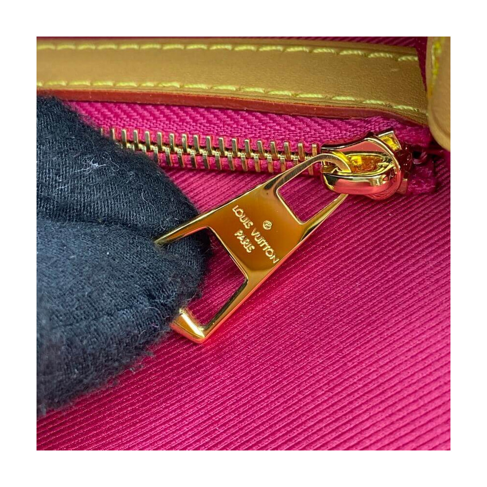 Louis Vuitton Monogram Canvas Diane Bag M46049 Fuchsia