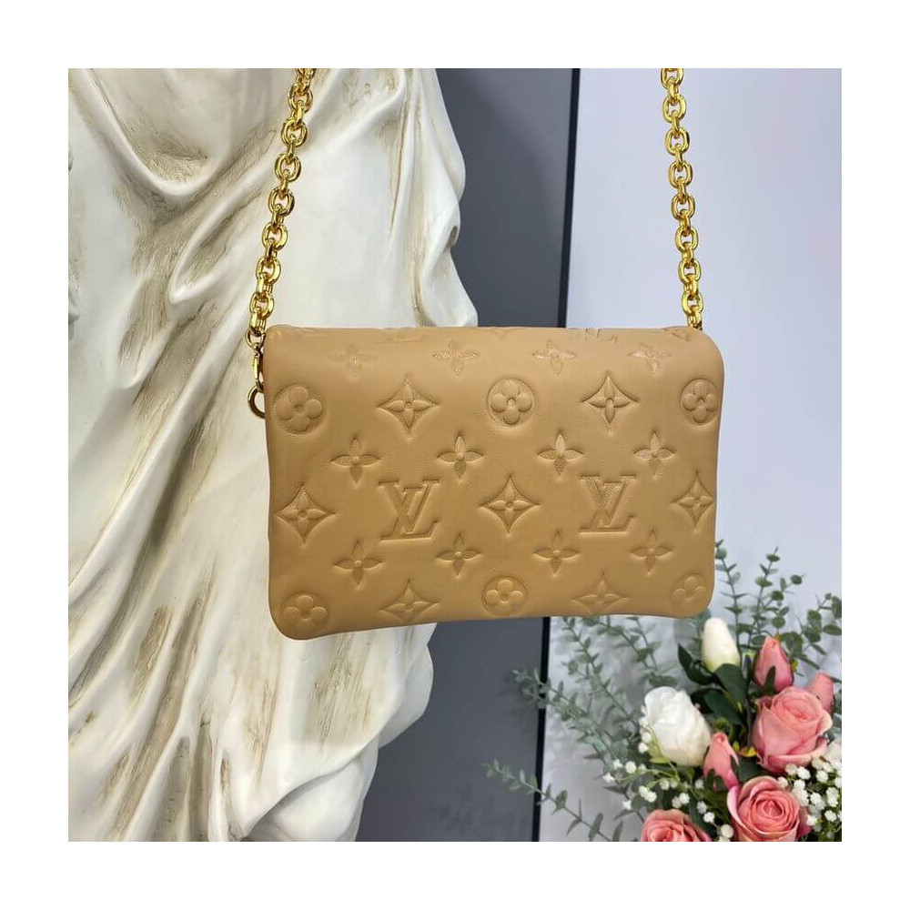 Louis Vuitton Pochette Coussin M80818 Camel Brown