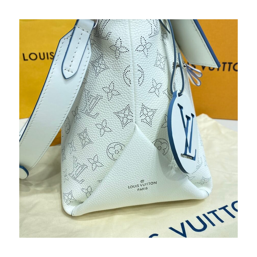 Louis Vuitton Beaubourg Hobo MM M58482 White