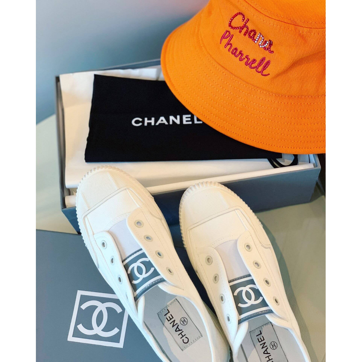 Chanel Vintage CC Logo Sneakers GS01287