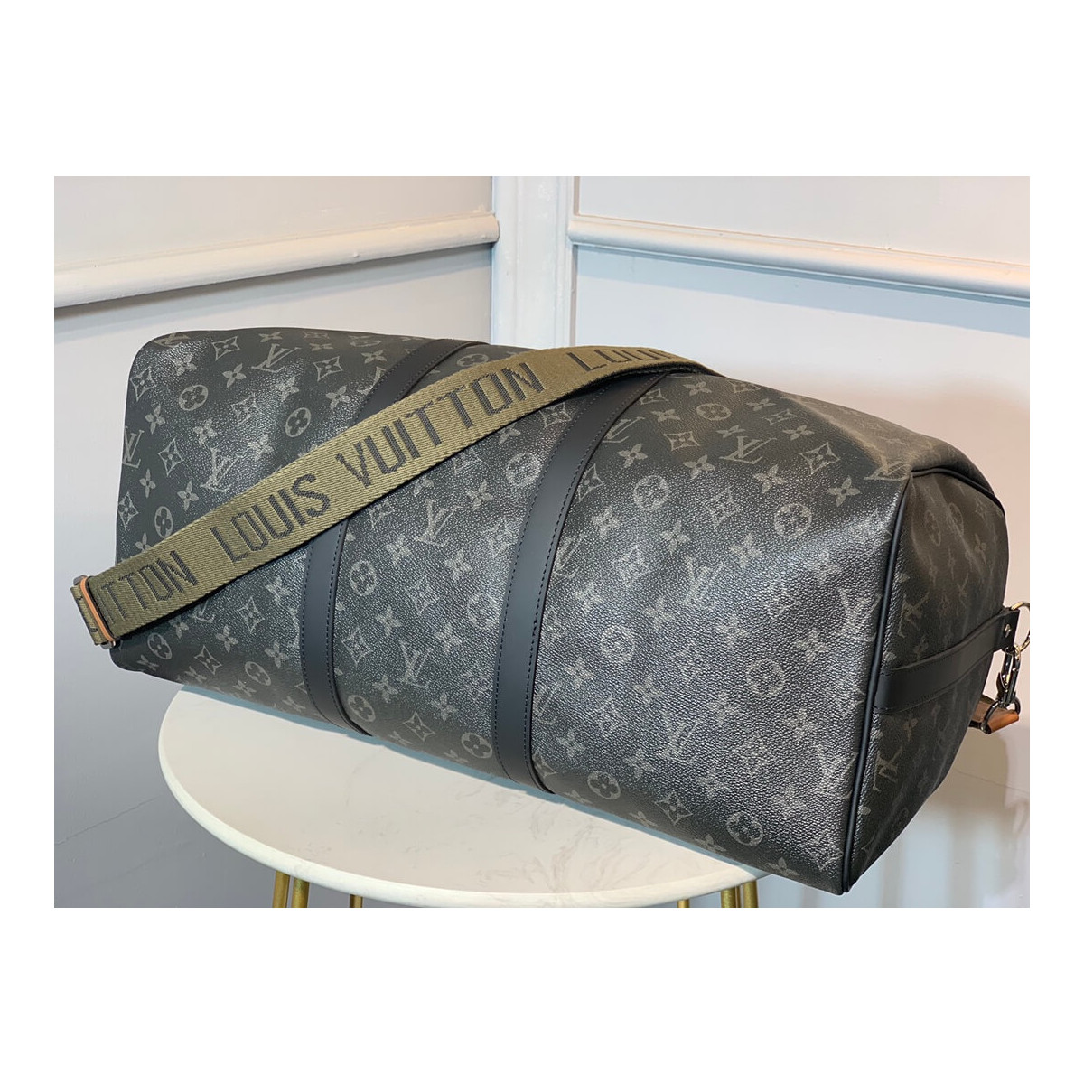 Louis Vuitton LV Keepall Bandoulière 50 M40560