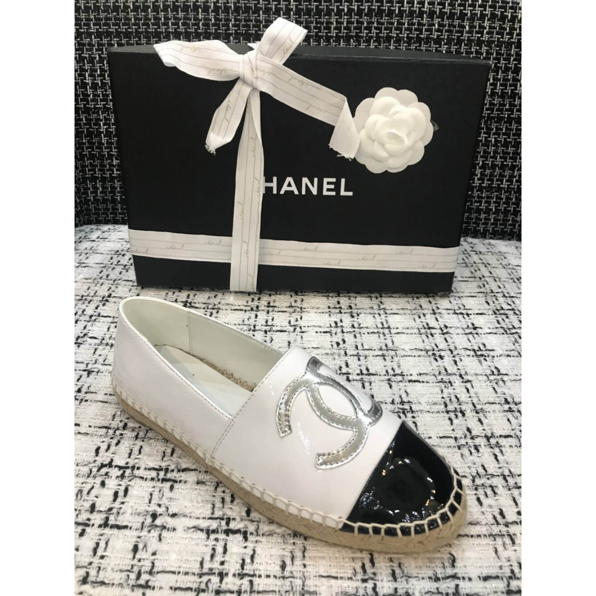 Chanel Patent Calfskin &amp; Metallic Goatskin Espadrilles G29762