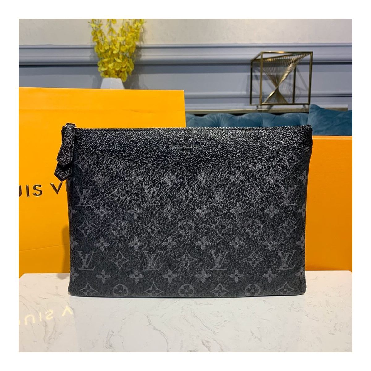 Louis Vuitton Monogram Eclipse Daily Pouch M62048