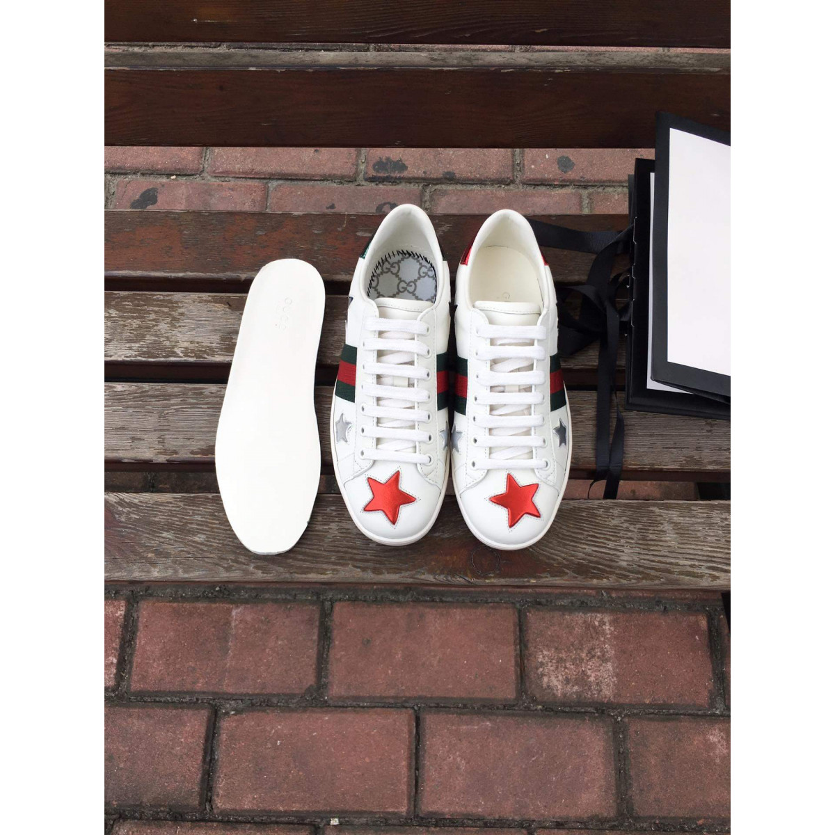 Gucci Ace Stars Embroidered Sneaker 454562