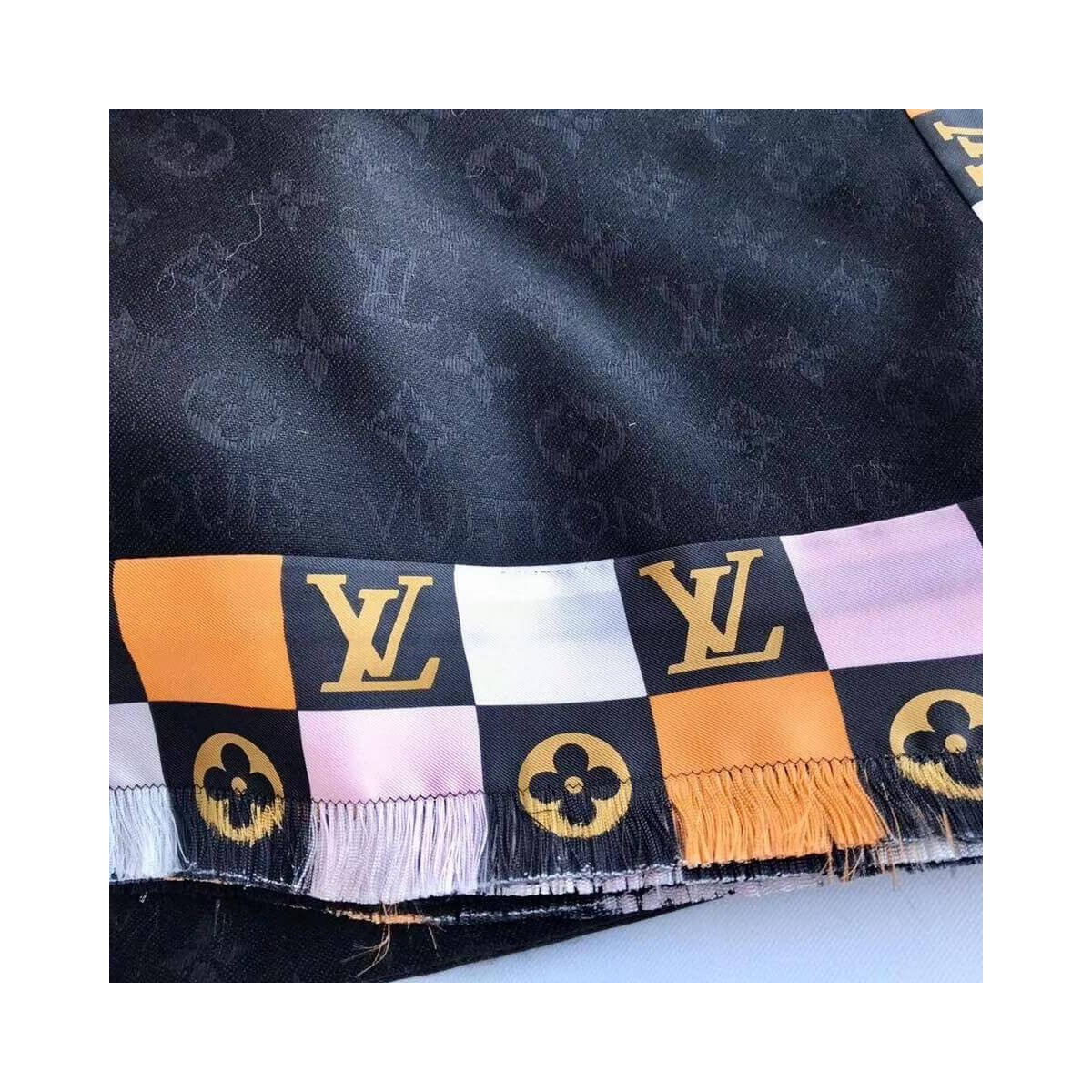 Louis Vuitton Monogram Check Shawl M68644 M68645