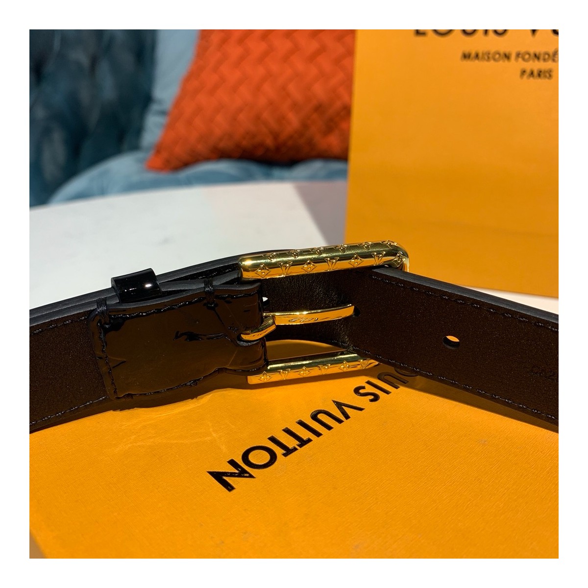 Louis Vuitton Daily LV 30mm Belt M0201U