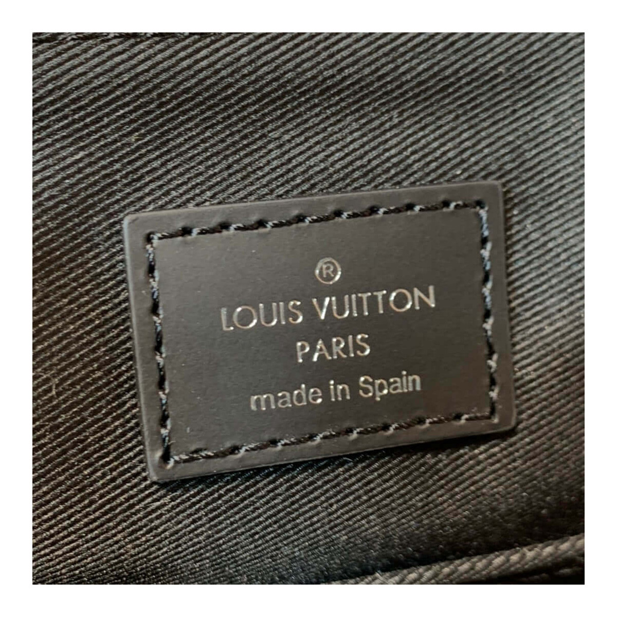 Louis Vuitton Damier Graphite District PM N41031